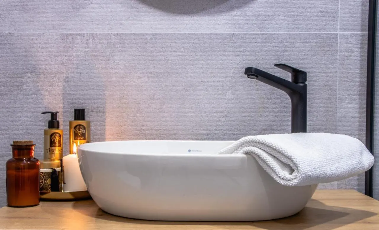 טרוגיר Apartment Navale With A Roof Terrace And A Heated Pool